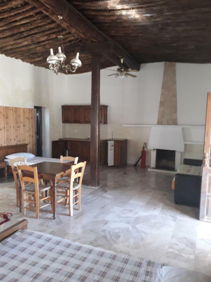 Karpaz Stone House Bed & Breakfast Rizokarpaso Ngoại thất bức ảnh